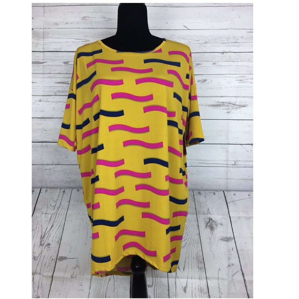 Women's Top Casual LULAROE Irma Multicolor Geometric Pattern Size XS